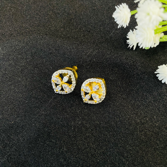Aabhaani Pendant