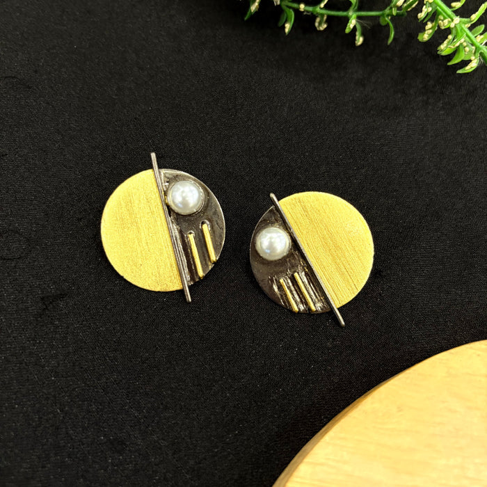 Aarvika Earrings