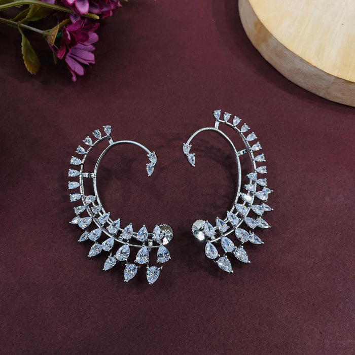 Ad Aarna Earcuff