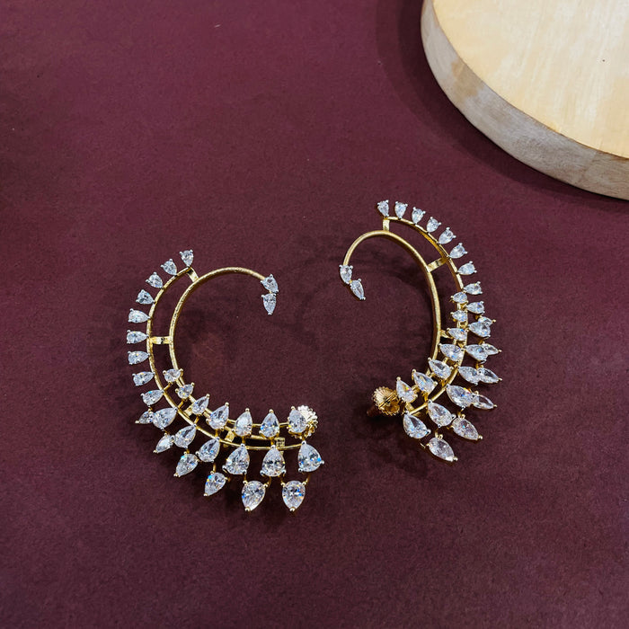 Ad Aarna Earcuff