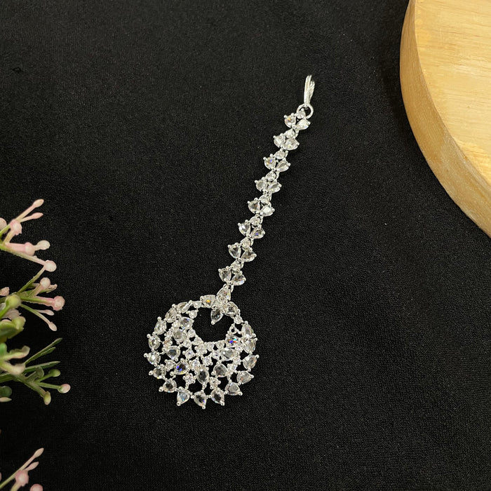 Ad Amara earrings with tikka set