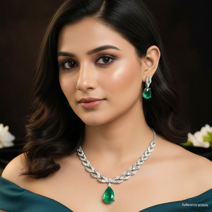 Ad Amelia Neckpiece