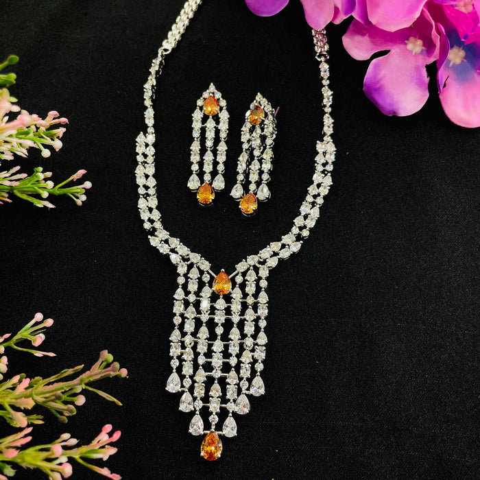 Ad Amelia Neckpiece