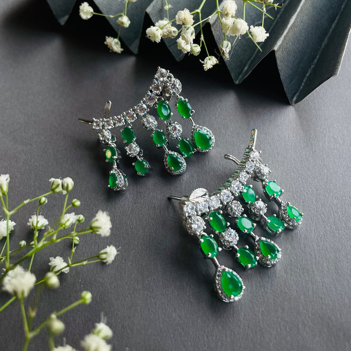 Ad Dhriti  Earcuff