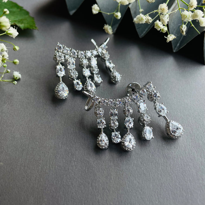 Ad Dhriti  Earcuff