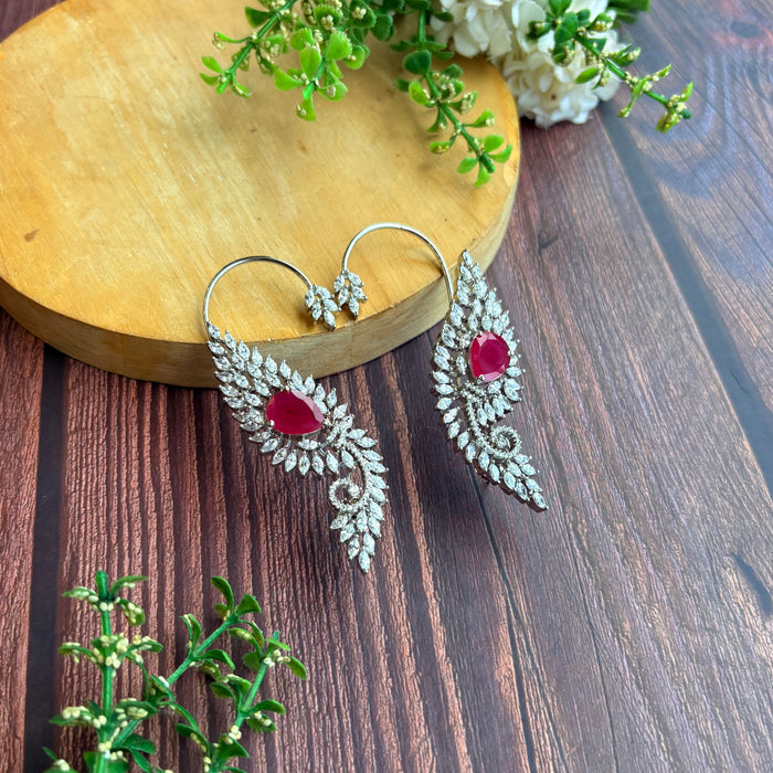 Ad Elara Ear Cuff