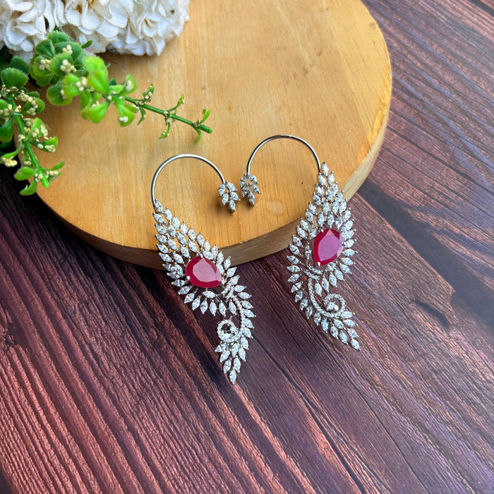 Ad Elara Ear Cuff