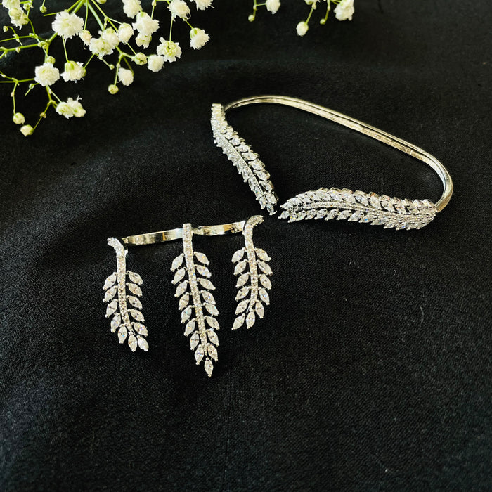 Ad Elsa Hand Cuff with ring