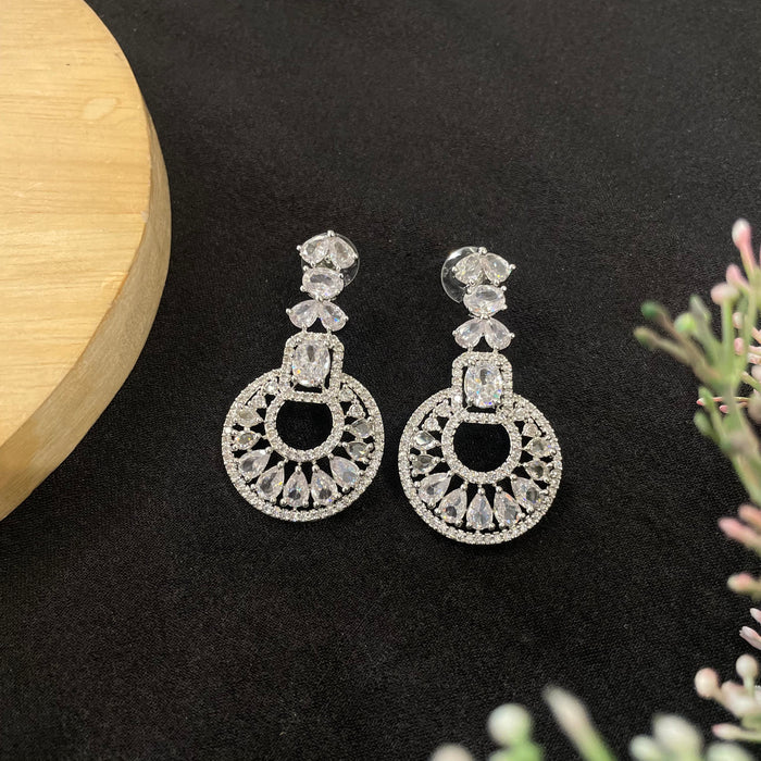 Ad Esha earrings with tikka set