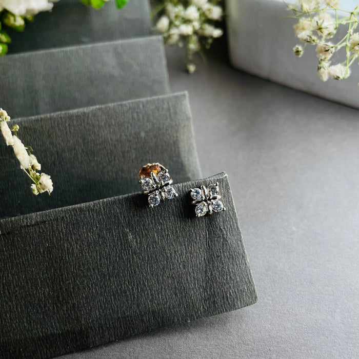 Ad Fifer studs