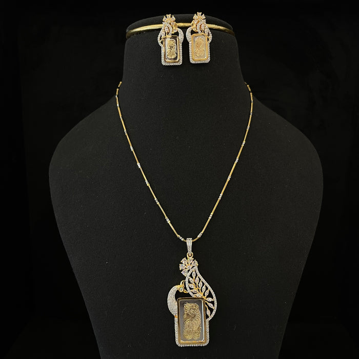 Ad Imperial Muse Pendant Set