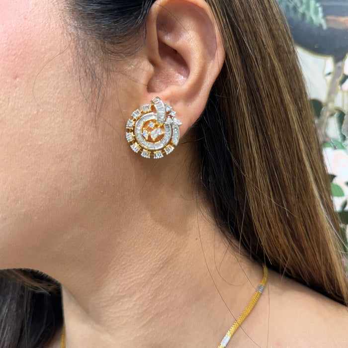 AD Inaya Pendant Set