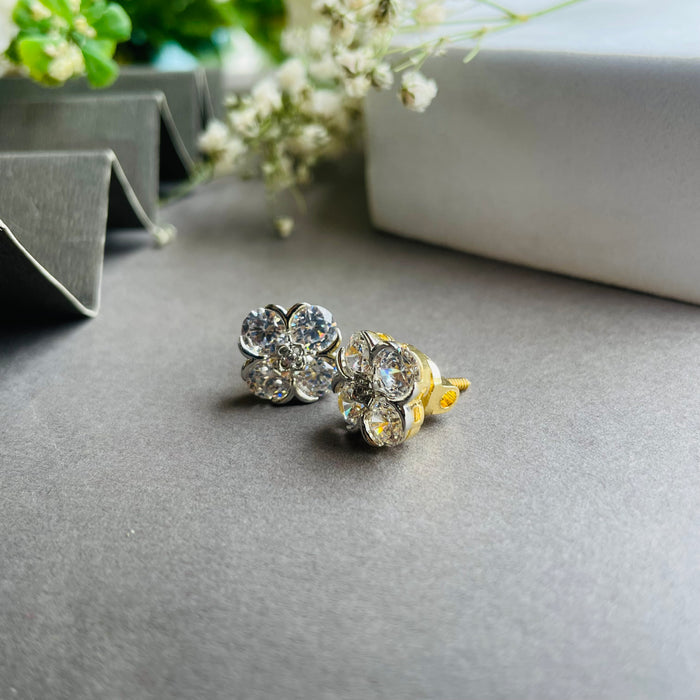 Ad Julia studs
