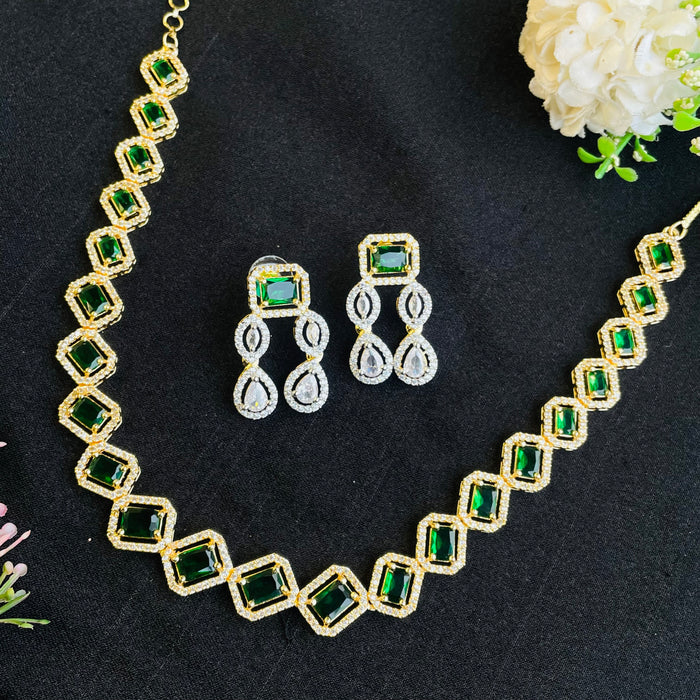 Ad Kaashvi Neckpiece