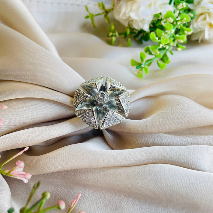Ad Kayla Ring adjustable