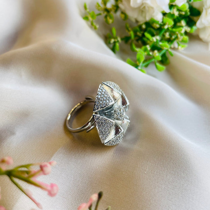 Ad Kayla Ring adjustable