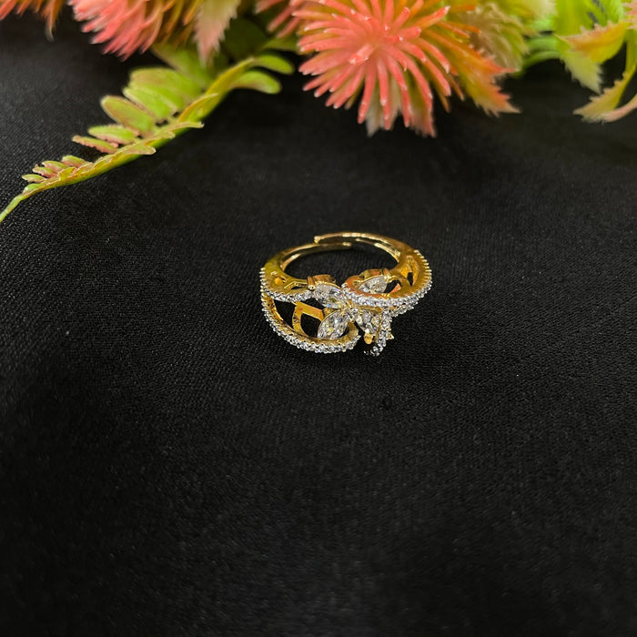 Ad Lainey ring