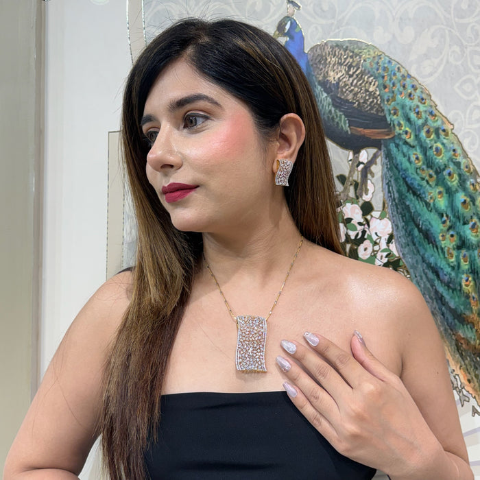 AD Myra Pendant Set