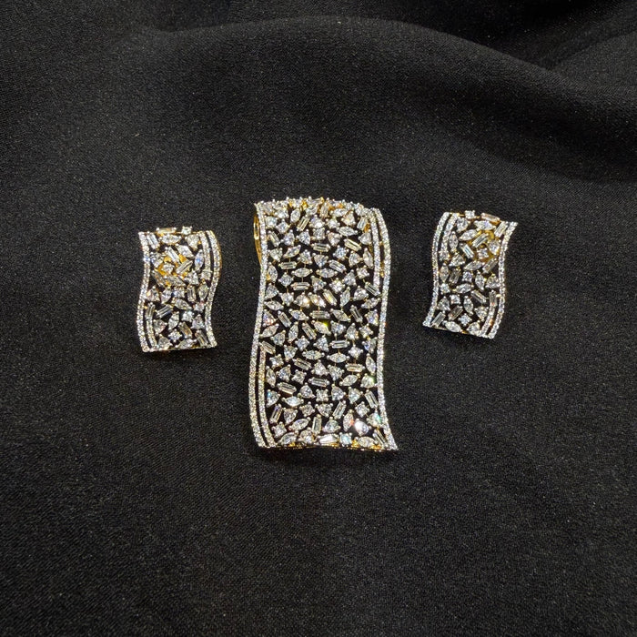 AD Myra Pendant Set
