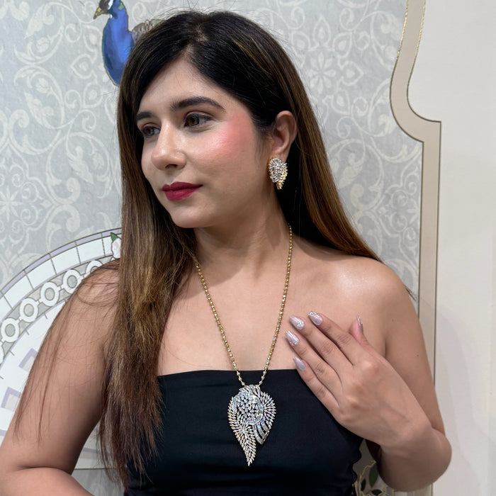 AD Mysha Pendant Set