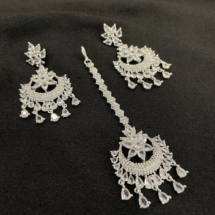 Ad Navya earrings with tikka set