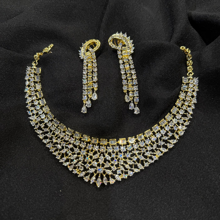 AD Nyra Neckpiece