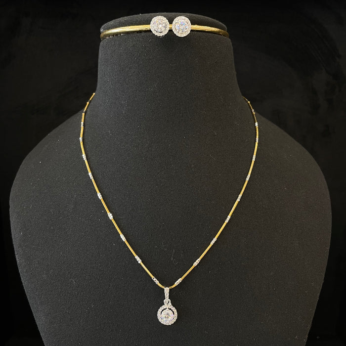 Ad Paridhi pendant set