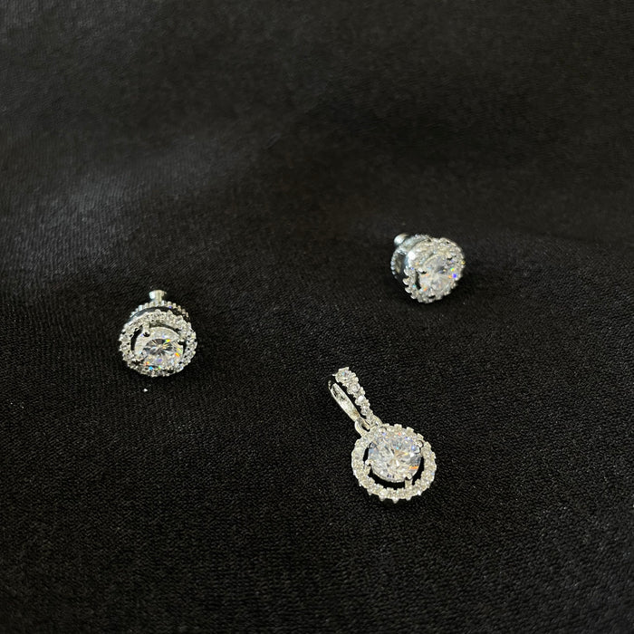 Ad Paridhi pendant set