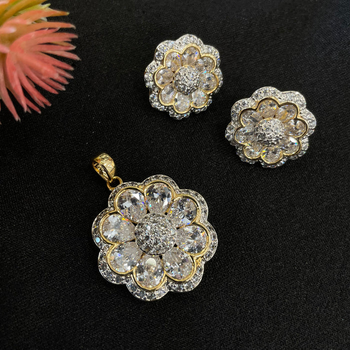 AD Reyna Pendant Set