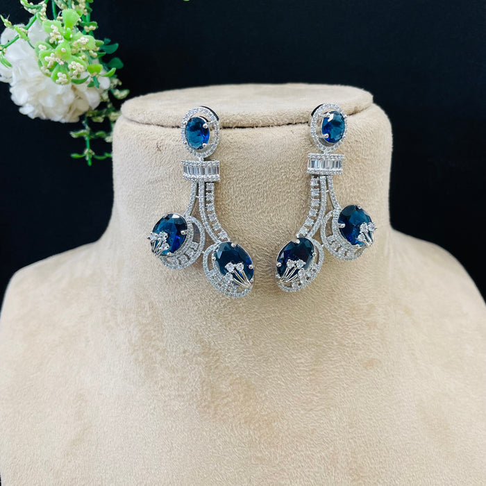 Ad Rhea neckpiece