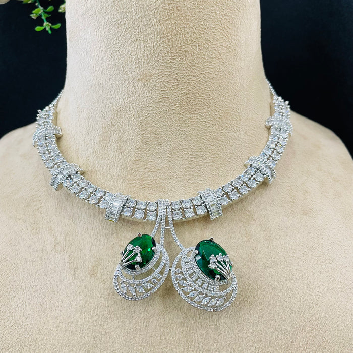 Ad Rhea neckpiece