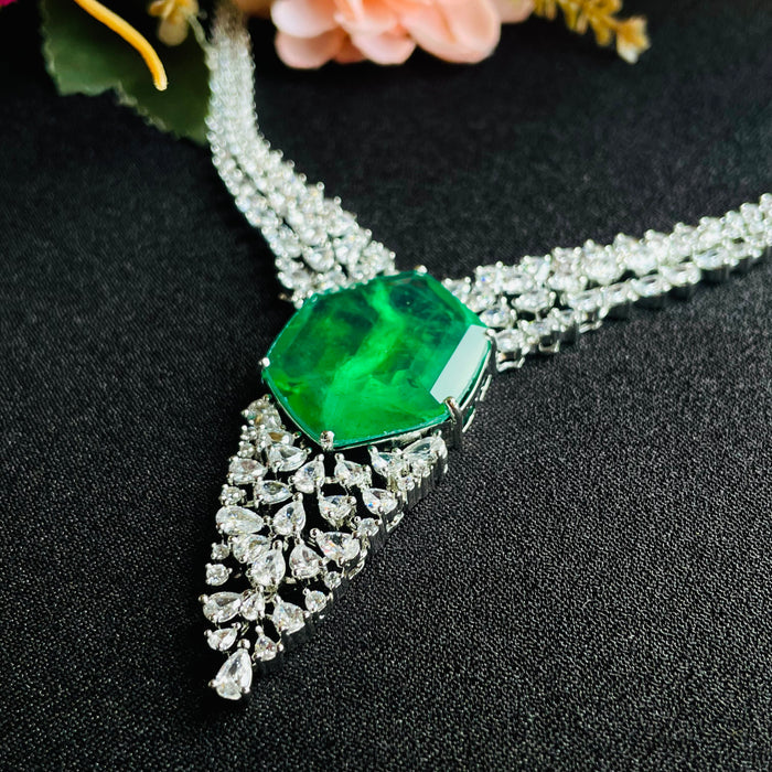 Ad Sharin Neckpiece
