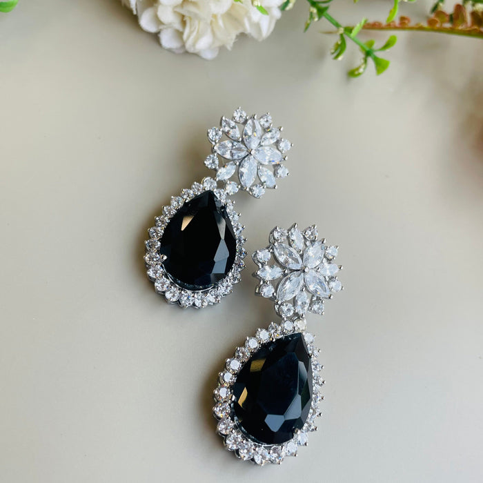Ad Vihana neckpiece