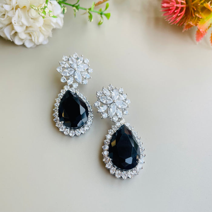 Ad Vihana neckpiece