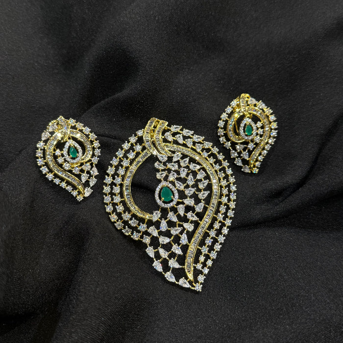 AD Zara Pendant Set