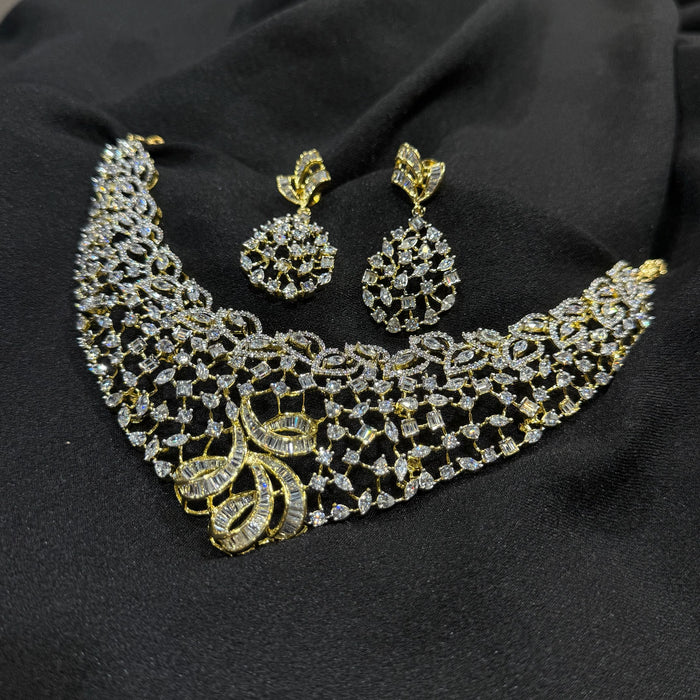 AD Zoyaal Neckpiece