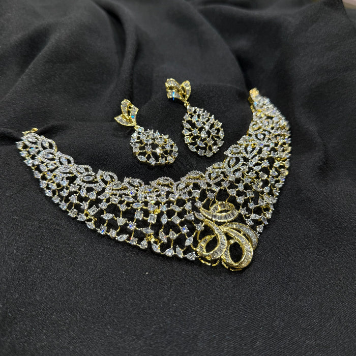 AD Zoyaal Neckpiece