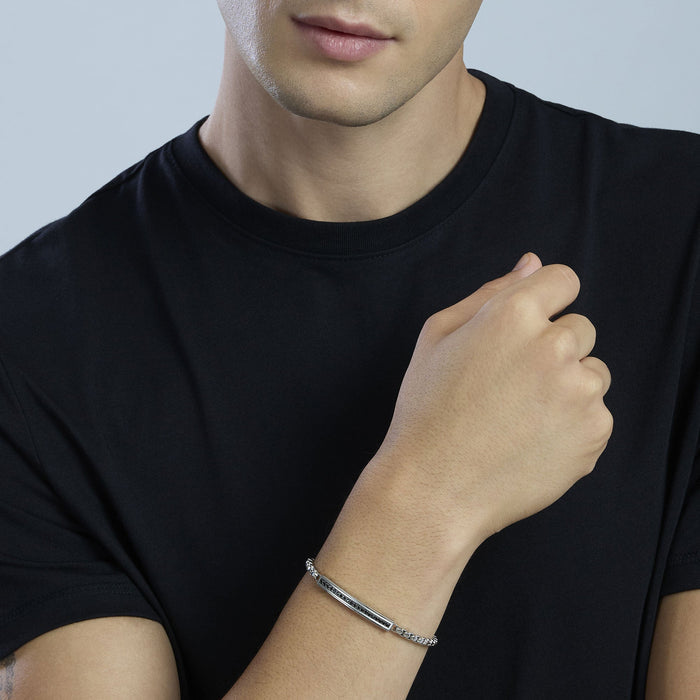 Bracciale con piastra in cristalli neri