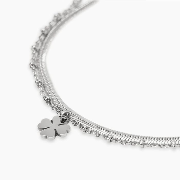 Bracciale catene e ciondolo quadrifoglio in acciaio argentato