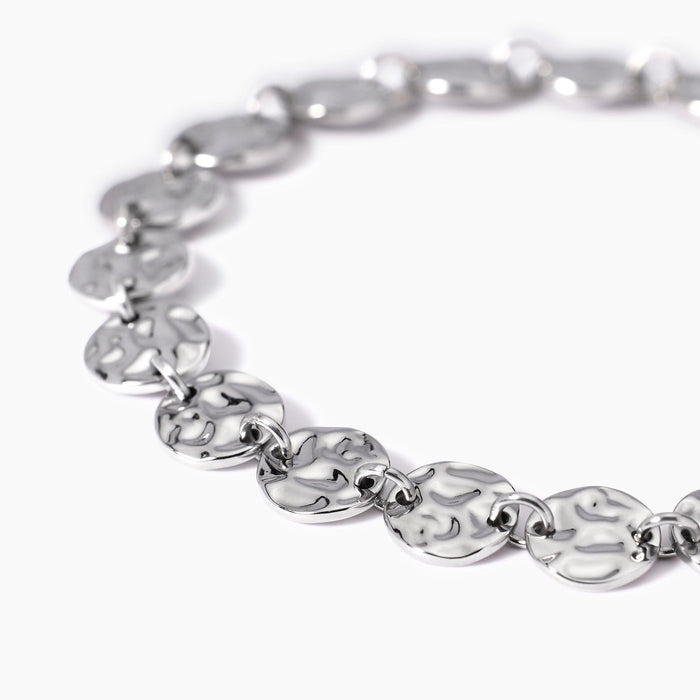 Bracciale martellato in acciaio argentato