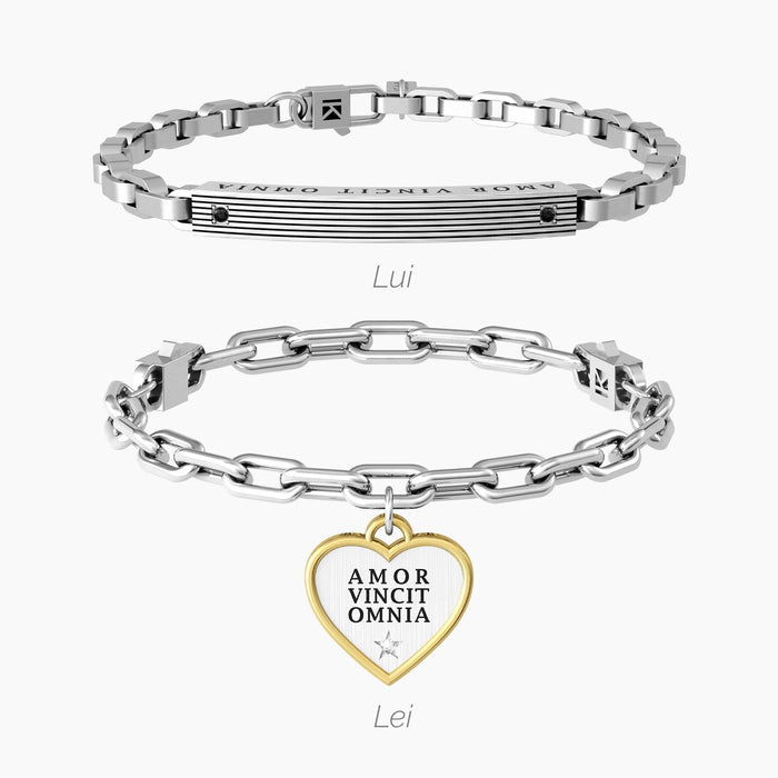 Coppia di bracciali con catena e frase Amor vincit omnia
