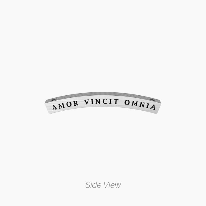 Coppia di bracciali con catena e frase Amor vincit omnia