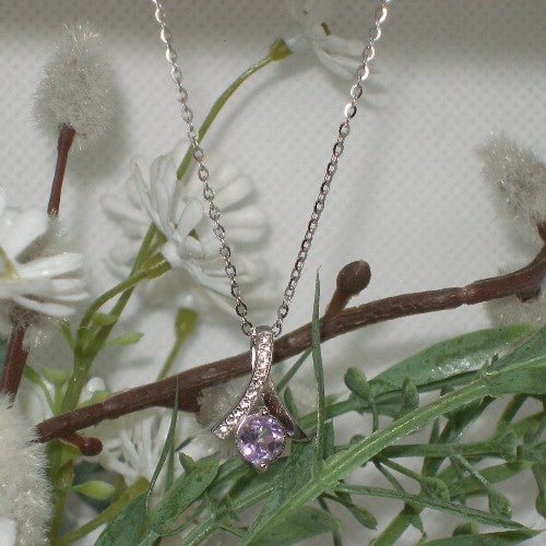 Dainty Amethyst Pendant Necklace