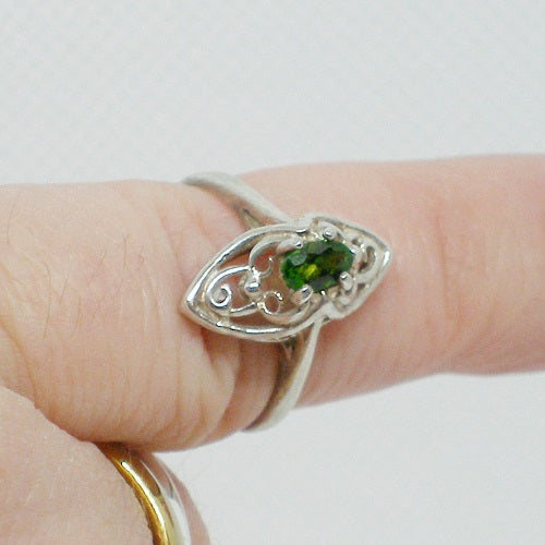 Dainty Chrome Diopside Ring
