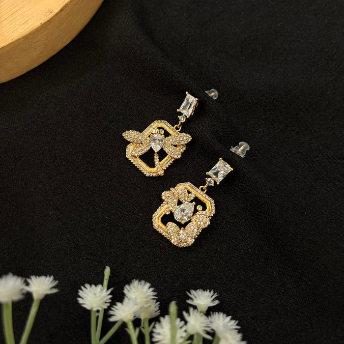 Elara Crystal Bloom Earrings