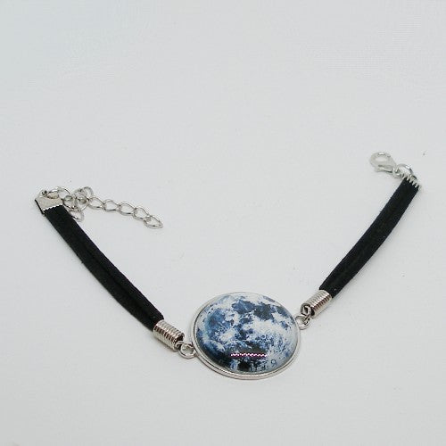 Full Moon Bracelet