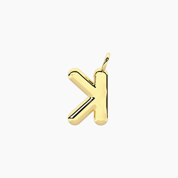 Ciondolo dorato lettera "K"