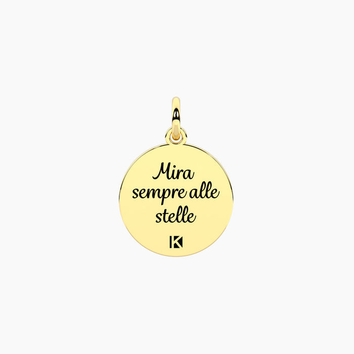 Ciondolo dorato con stella e frase motivazionale