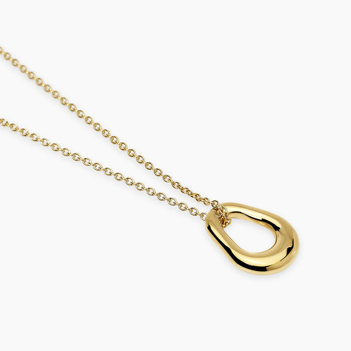 Collana dorata con pendente