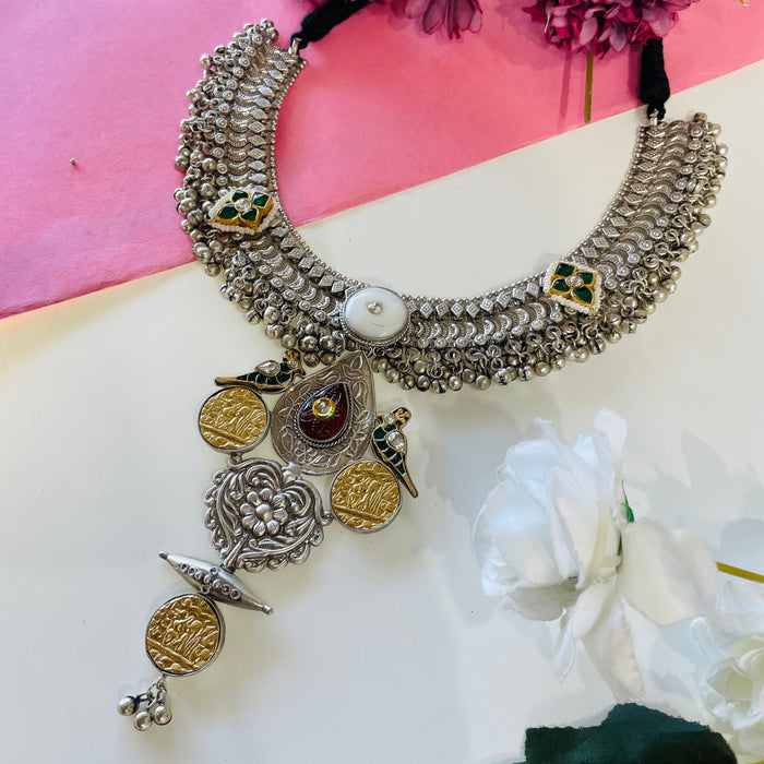 Inara Nyra neckpiece